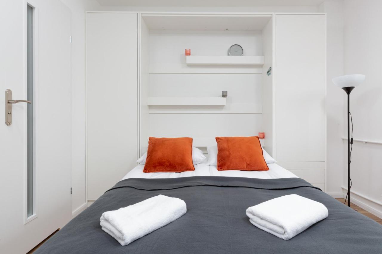 Ochota Siemienskiego By Renters * Warszawa